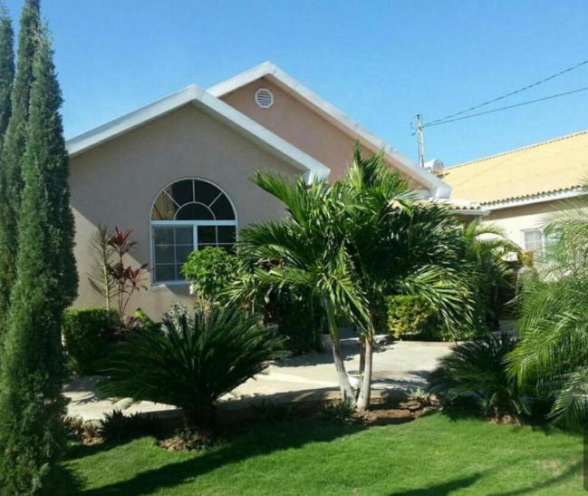 Luxurious Secret Escape Portmore Exterior photo